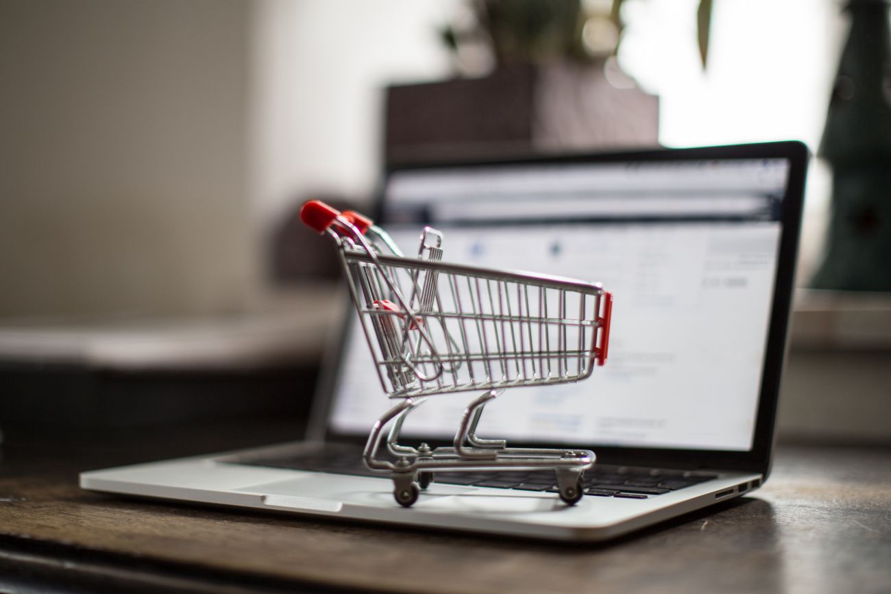 Shopping Cart on Laptop Online Shopping Cart on Laptop Online