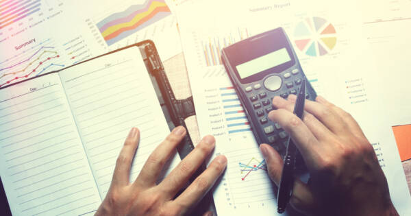 Calculating overhead costs